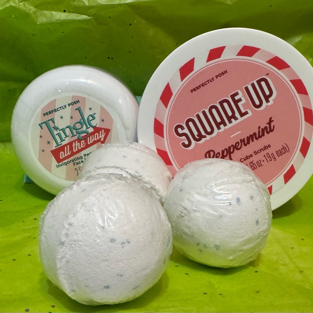 Perfectly Posh Bath Bundle NWT
